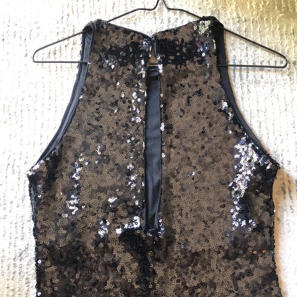 Dynamite Sequin Dress - Picture 6 of 7